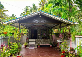 Mullavayalil Tourist Home
